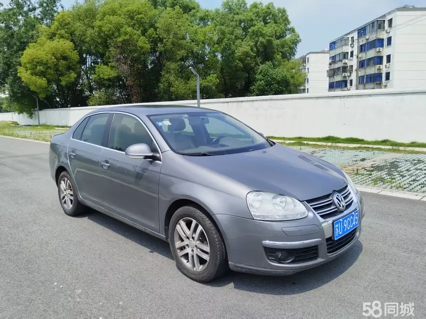 Volkswagen Sagitar 2010 immagine di auto #4