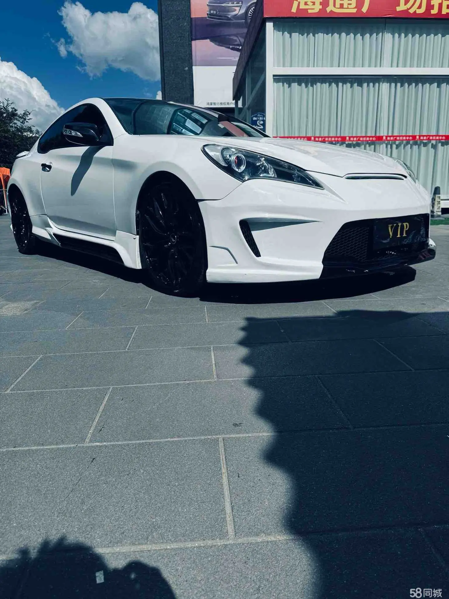 Hyundai Rohens-Coupe 2010 #4 Hyundai Rohens-Coupe 2010 car image #4