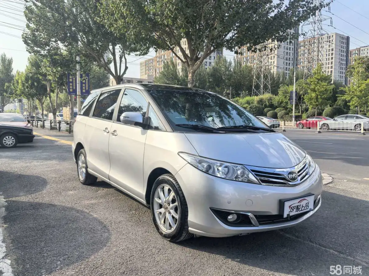 BYD M6 2013 car image #4