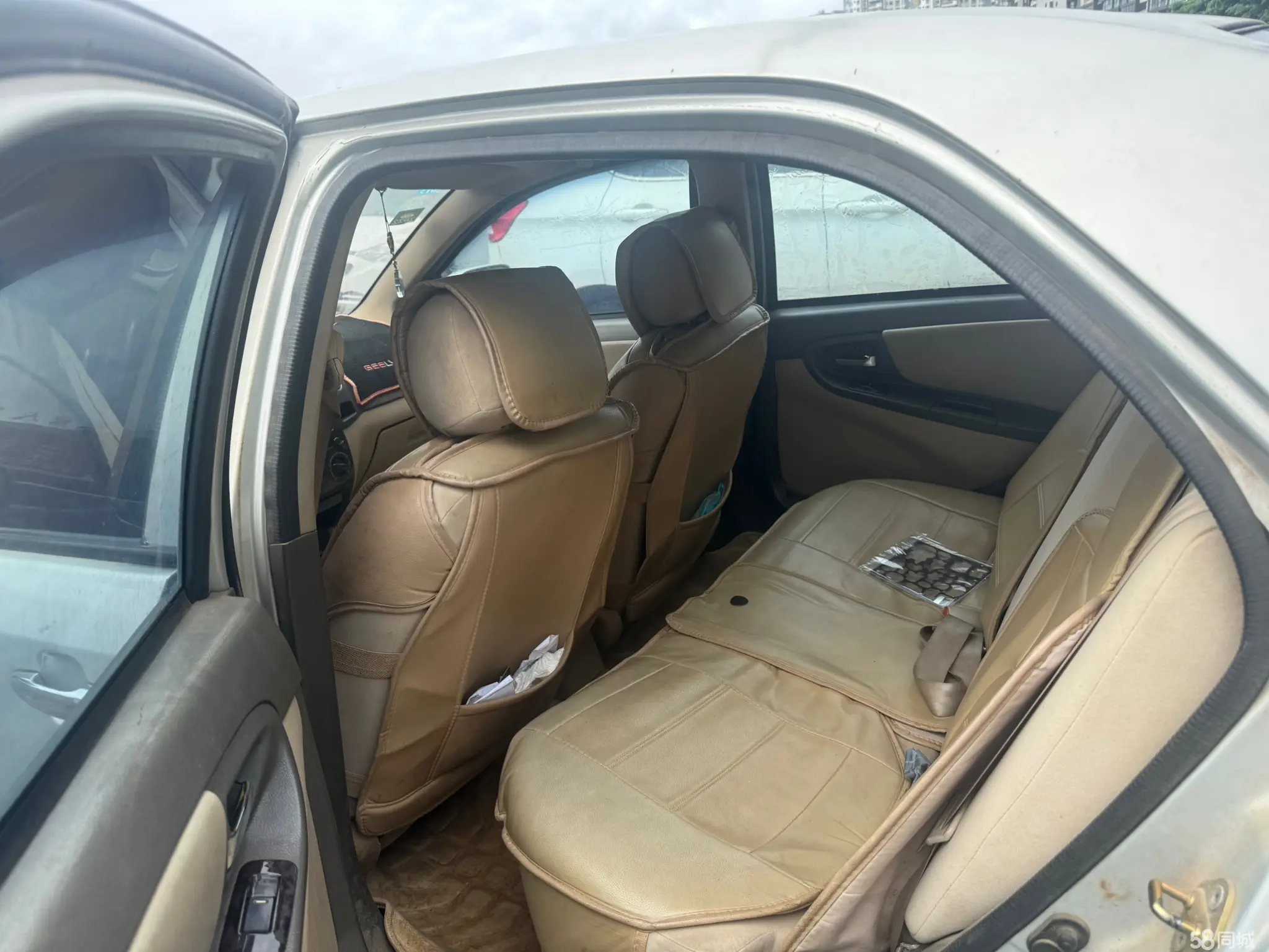 GEELY KingKong 2009 car image #4