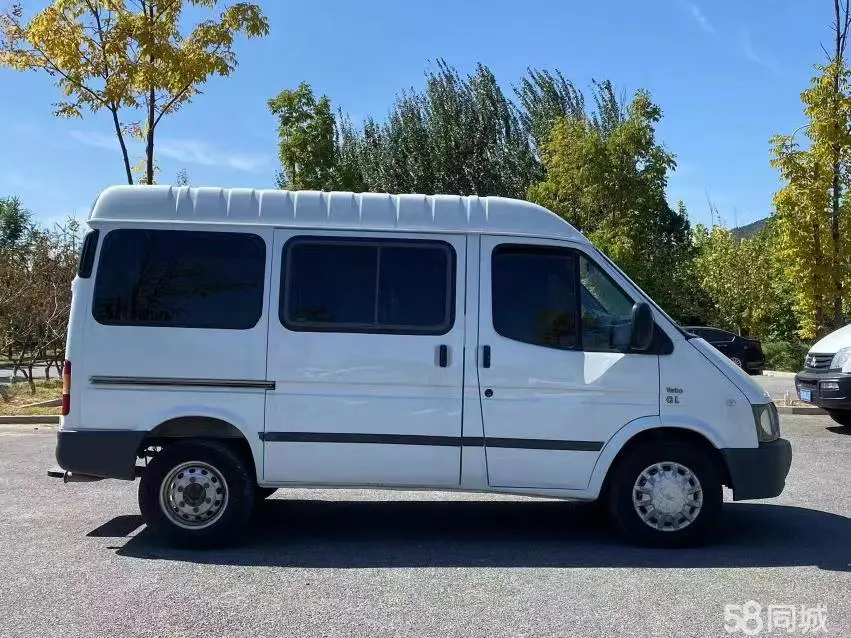 Ford Transit Classic 2011 #4 Ford Transit Classic 2011 car image #4