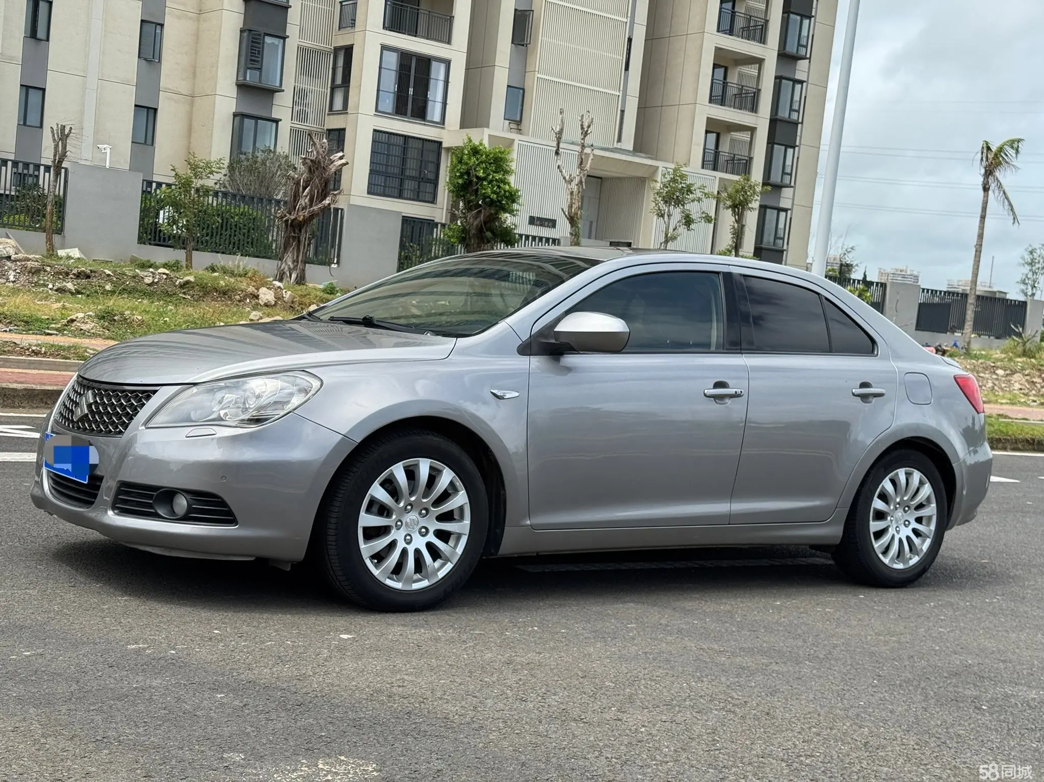Suzuki Kizashi 2011 imagen de coche #4
