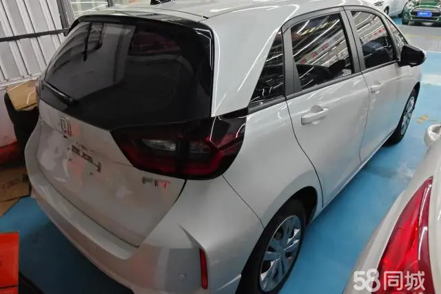 Honda Fit 2023 car image #4