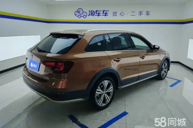 Volkswagen C-Trek 2018 immagine di auto #4