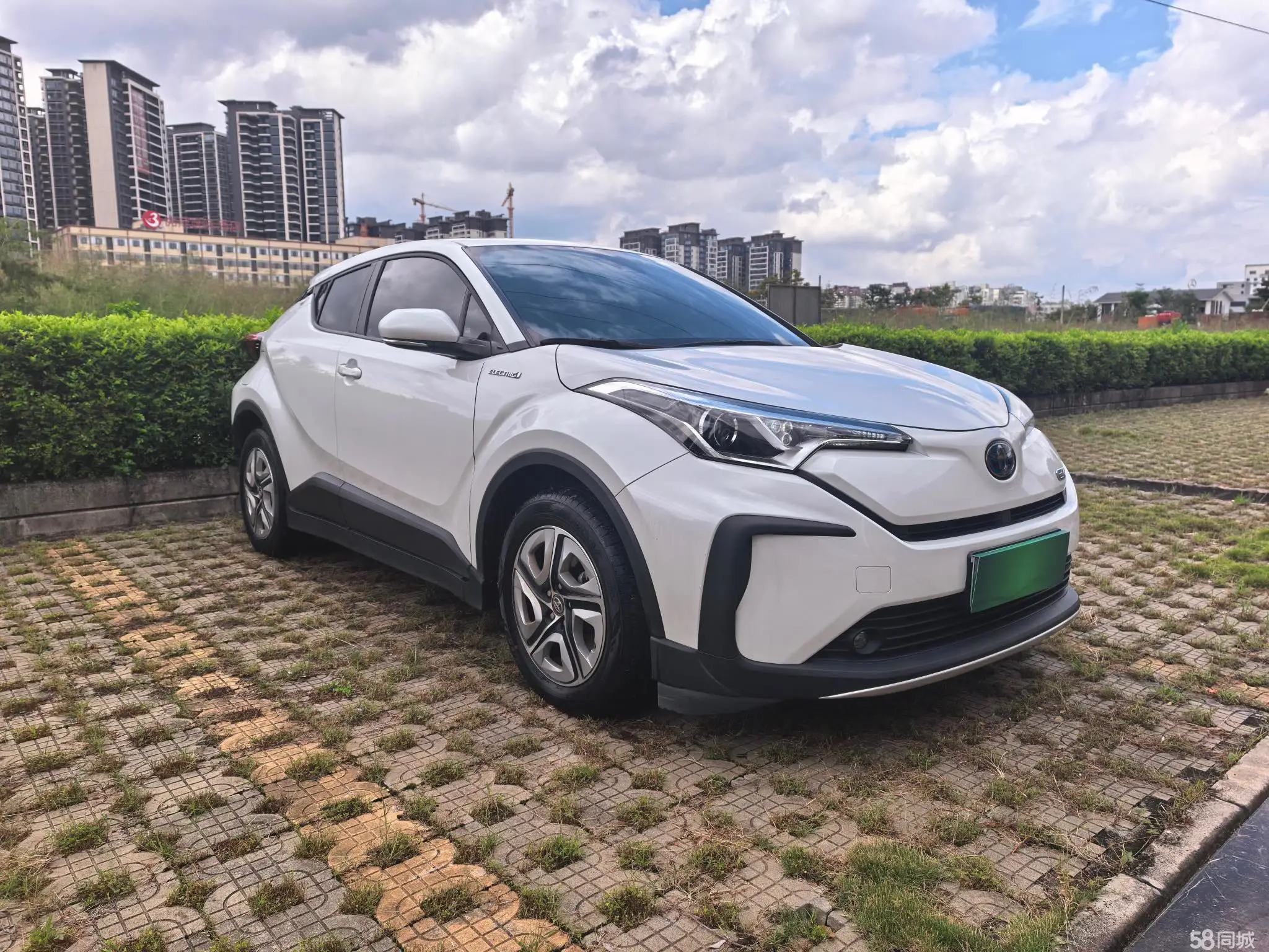 Toyota Izoa E 2021 #4 Toyota Izoa E 2021 imagen de coche #4