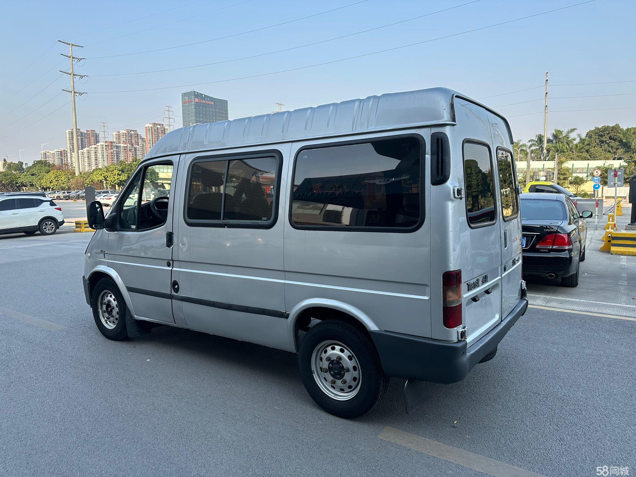 Ford Transit Classic 2011 #4 Ford Transit Classic 2011 car image #4