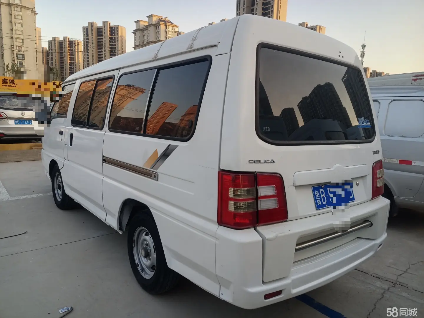 Soueast Delica 2015 car image #4