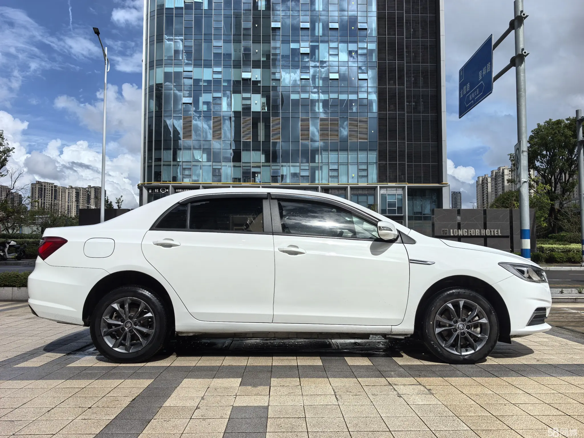 BYD Qin New Energy 2021 car image #4