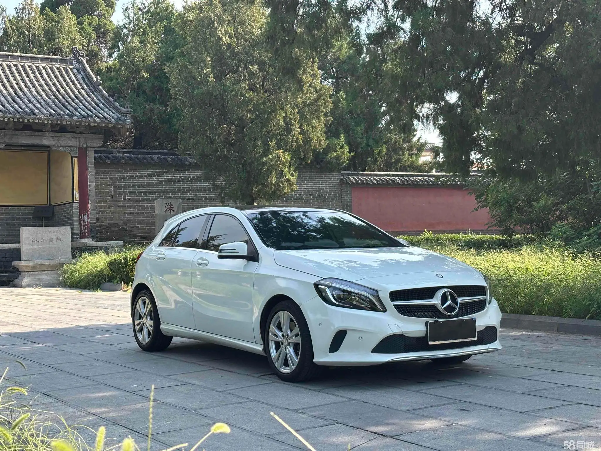 Toyota Sienna 2016 immagine di auto #4