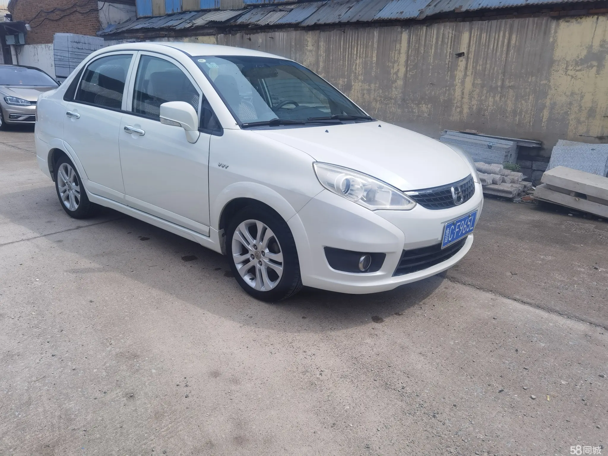 Suzuki Liana A6 2015 immagine di auto #4