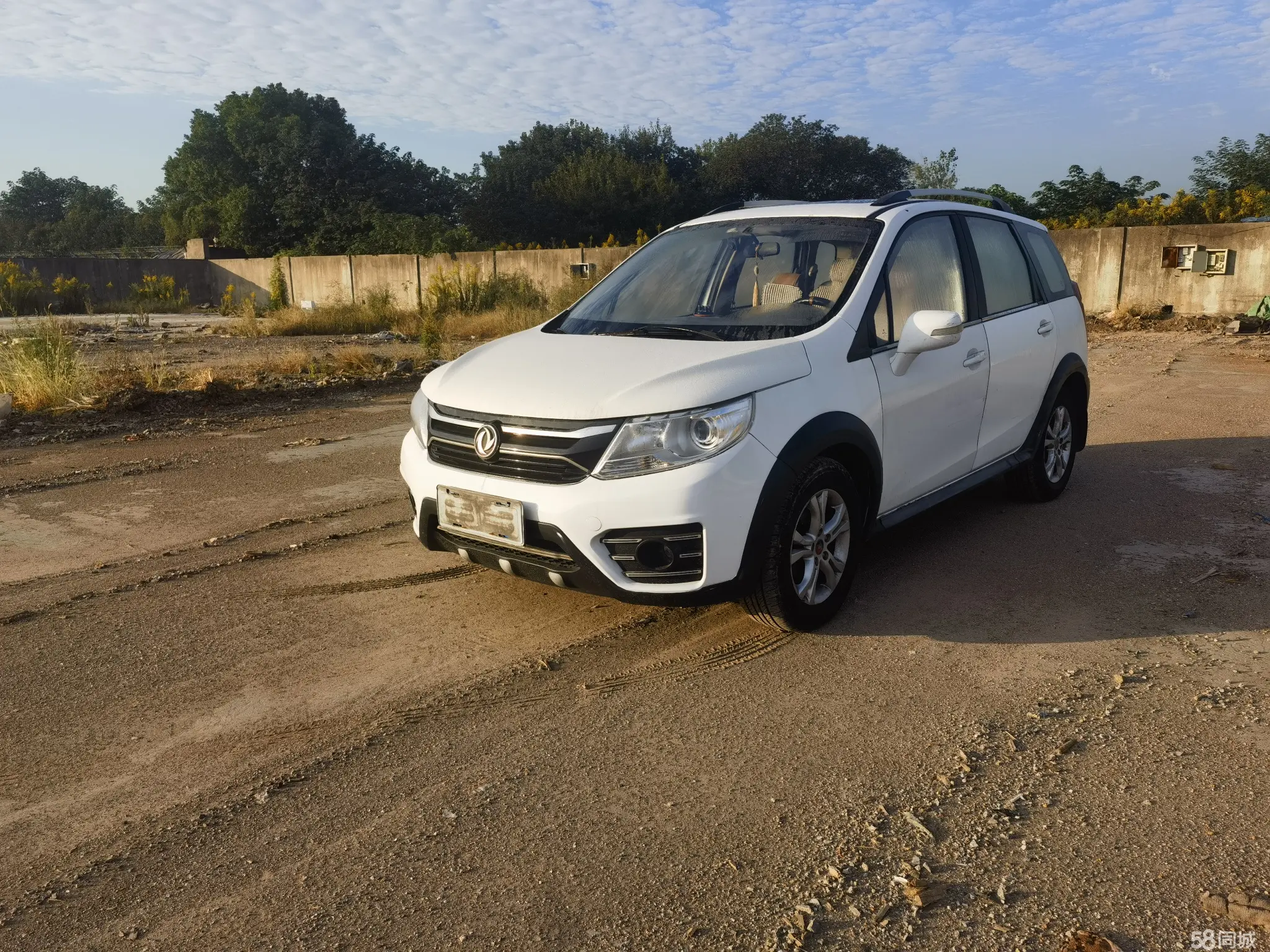 Forthing JOYEAR XV 2015 صورة سيارة #4