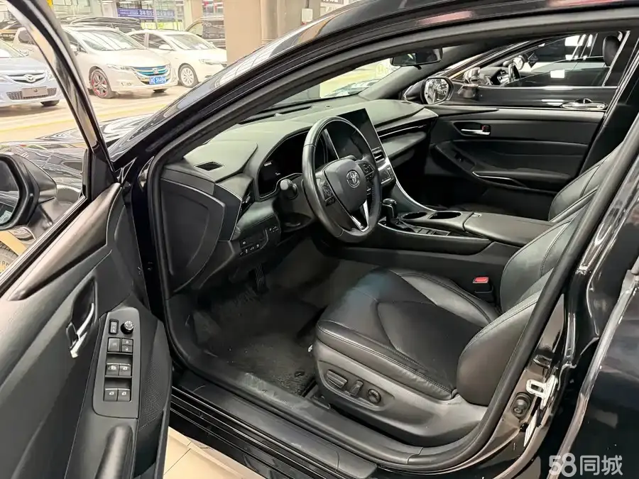 Toyota Avalon 2022 car image #4