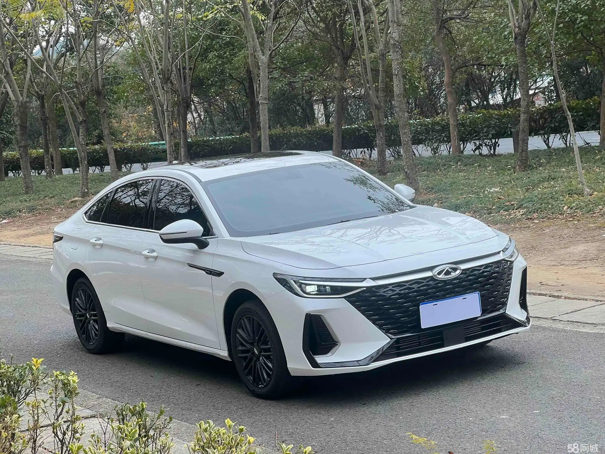 Chery Arrizo 8 Pro 2023 car image #4