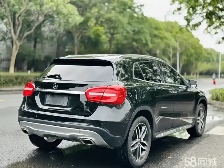 Mercedes-Benz GLA Class 2015 car image #4