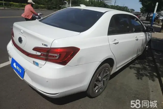 BYD Qin New Energy 2017 #4 BYD Qin New Energy 2017 car image #4