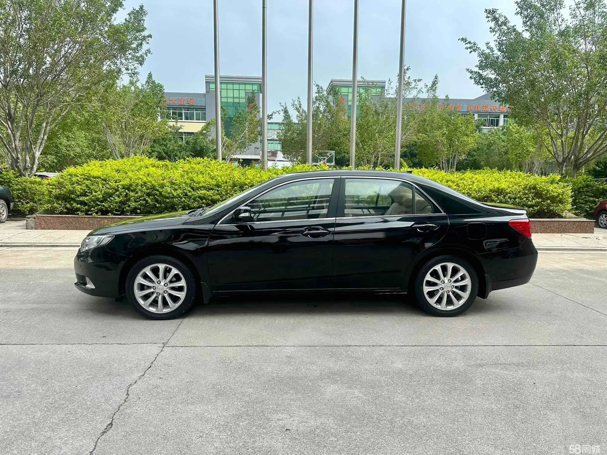 BYD SiRui 2014 car image #4