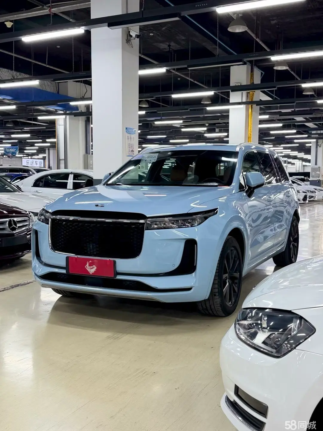 Li i6 2020 immagine di auto #4