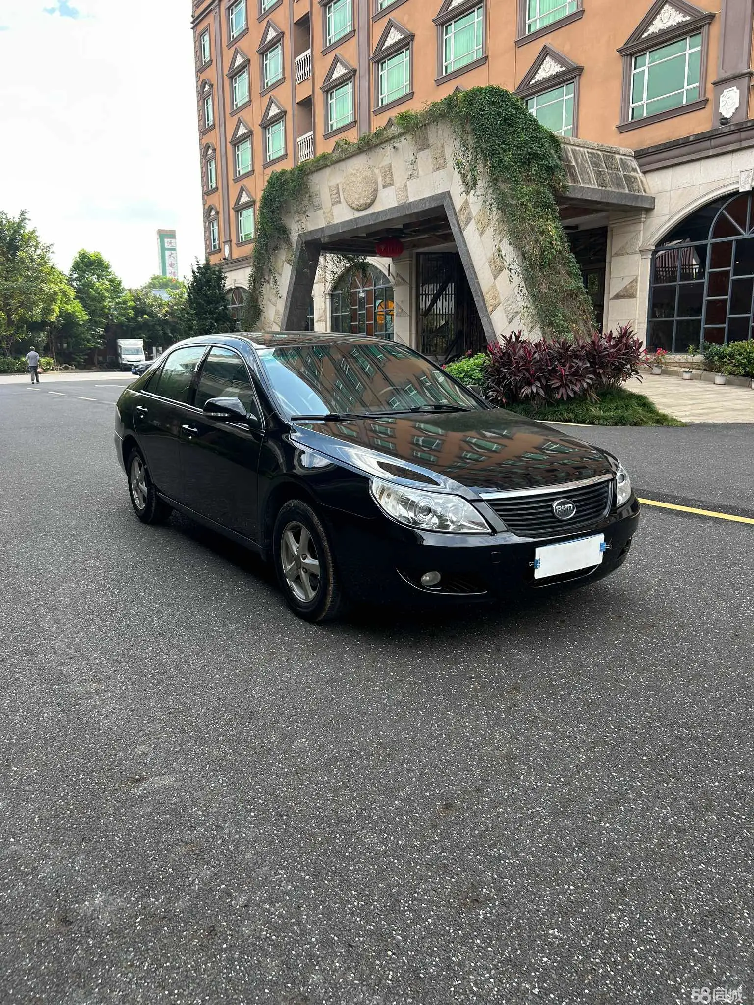 BYD F6 2012 car image #4