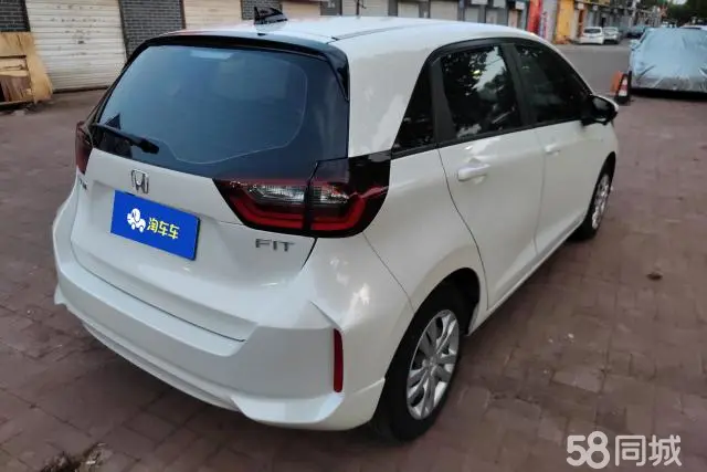 Honda Fit 2023 #4 Honda Fit 2023 car image #4