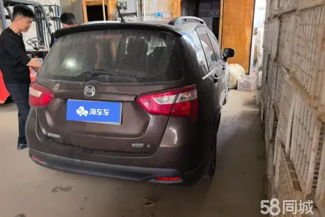 Suzuki Liana A6 2016 immagine di auto #4