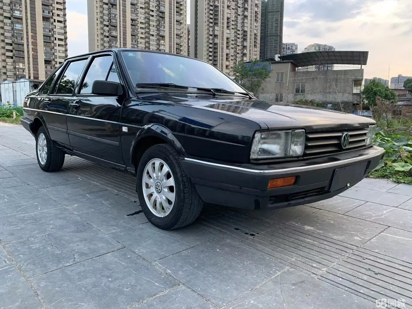 Volkswagen Santana Classic 2010 изображение автомобиля #4