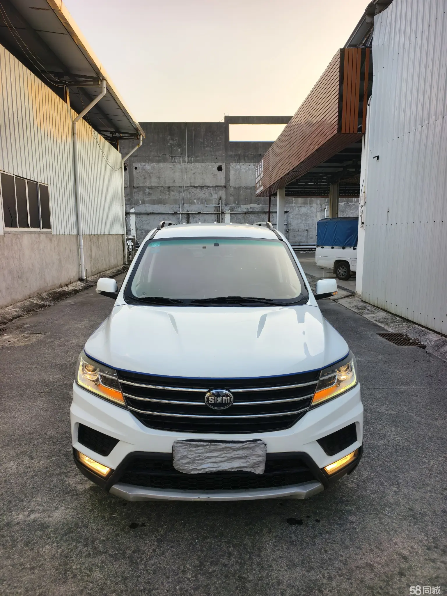 SWM X3 2019 imagen de coche #4