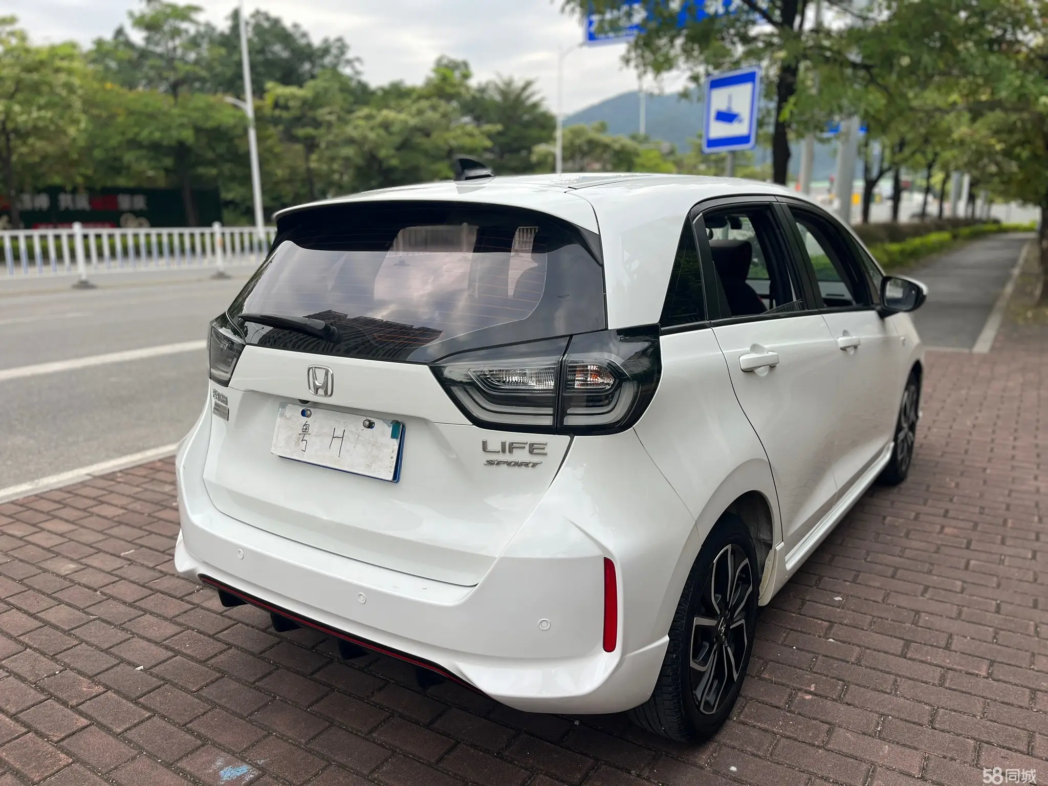 Honda LIFE 2020 صورة سيارة #4