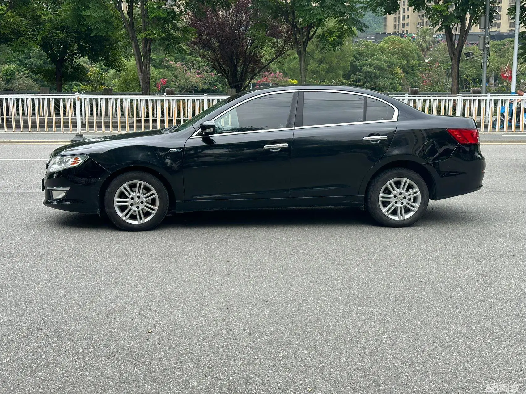 GAC Trumpchi GA5 New Energy 2016 car image #4