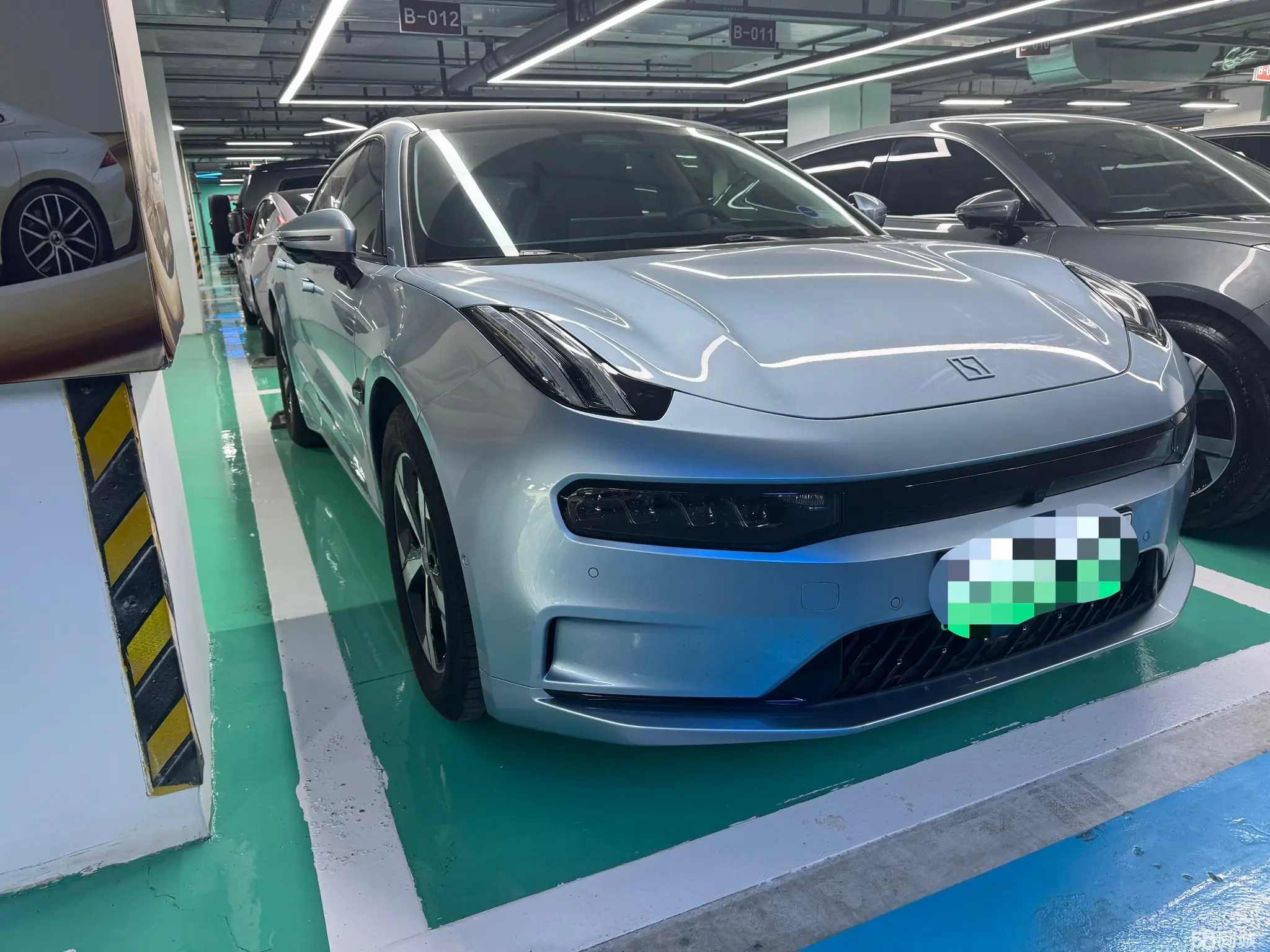 Zeekr 001 FR 2023 imagen de coche #4