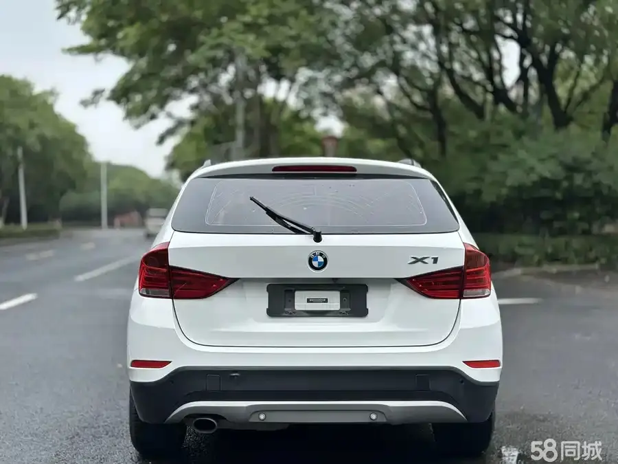 BMW X1 2012 #4 BMW X1 2012 car image #4