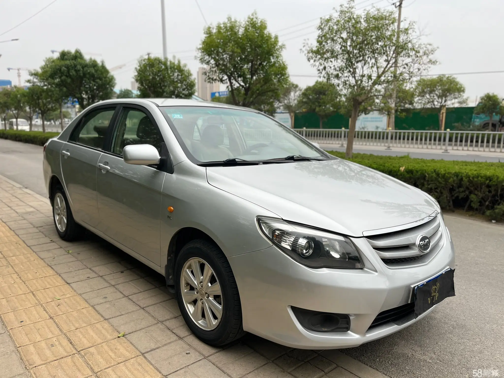 BYD L3 2013 изображение автомобиля #4