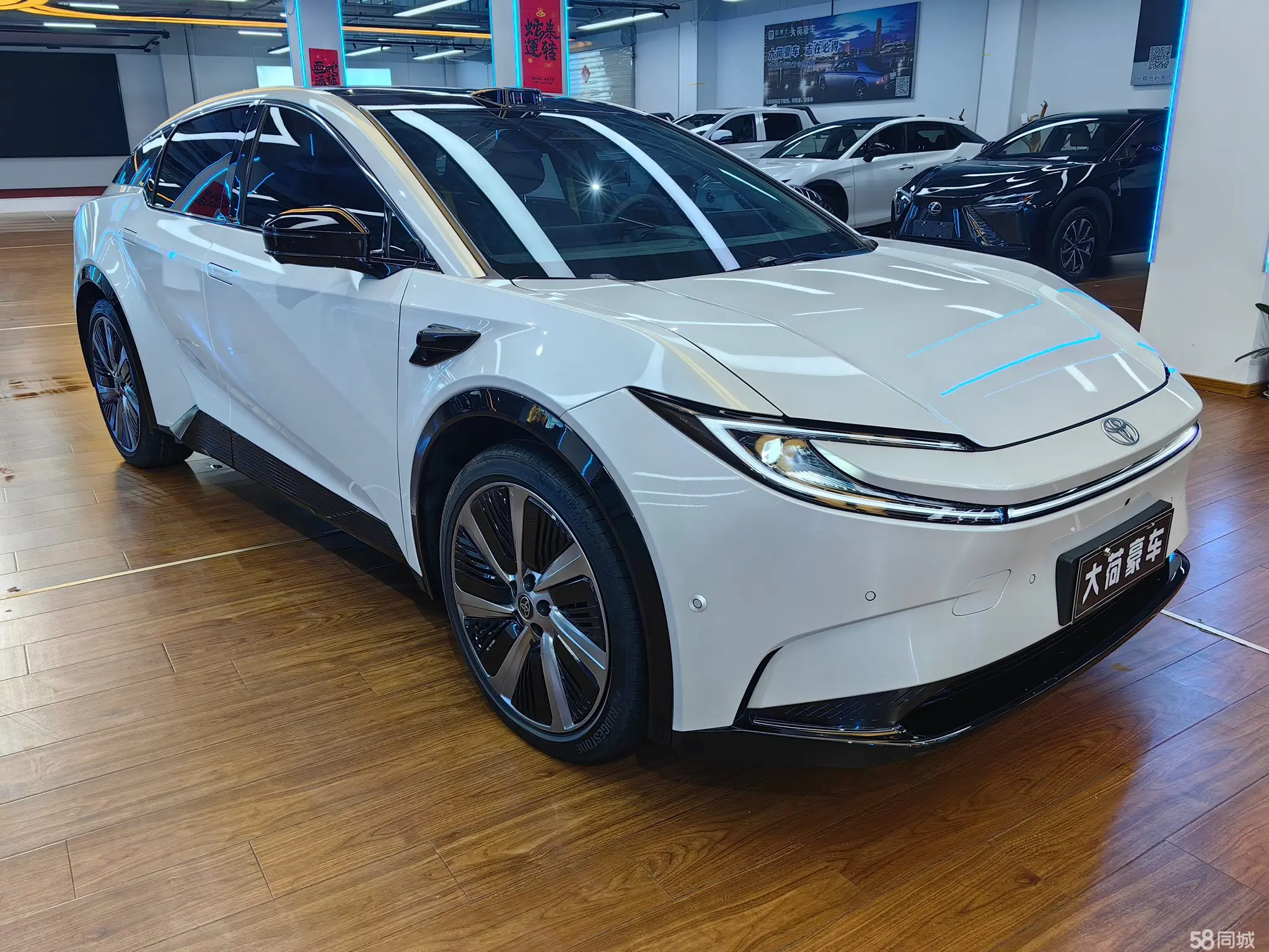 Toyota Highlander (Imported) 2025 car image #4