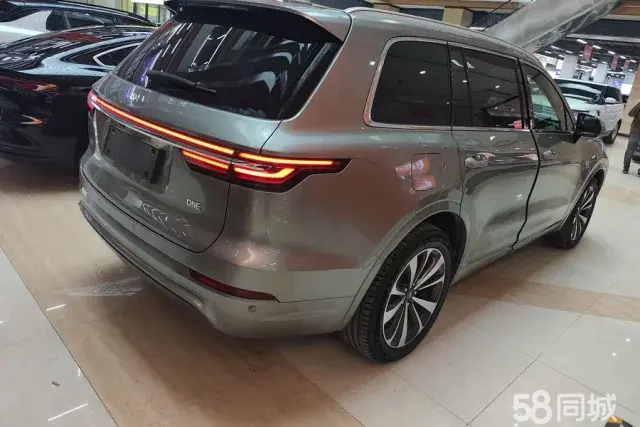 Li i6 2021 immagine di auto #4