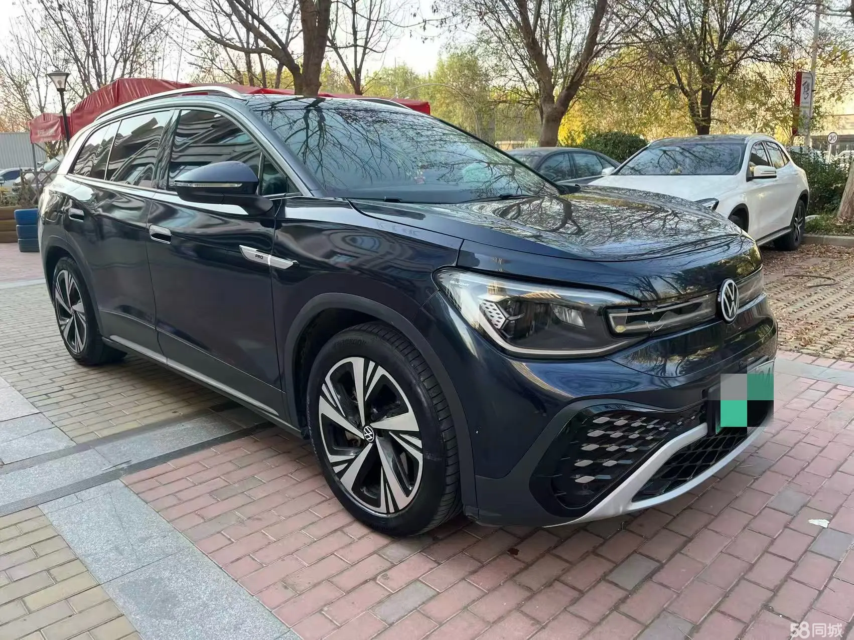 Volkswagen ID.6 X 2022 #4 Volkswagen ID.6 X 2022 car image #4