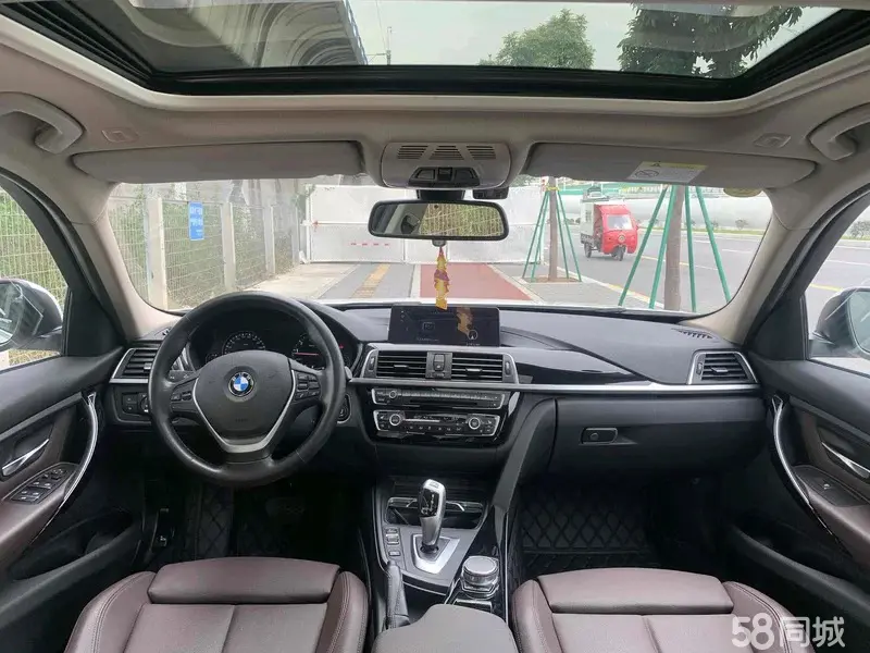 BMW 3 Series 2018 #4 BMW 3 Series 2018 car image #4