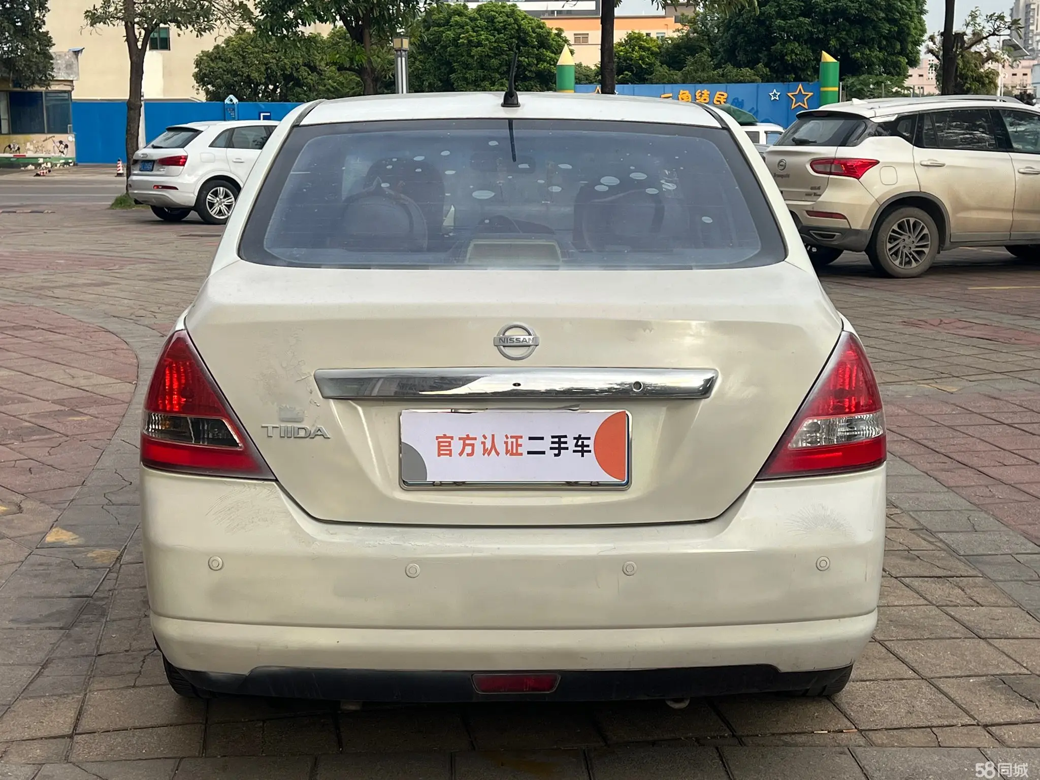 日产 颐达 2005 汽车图片 #4