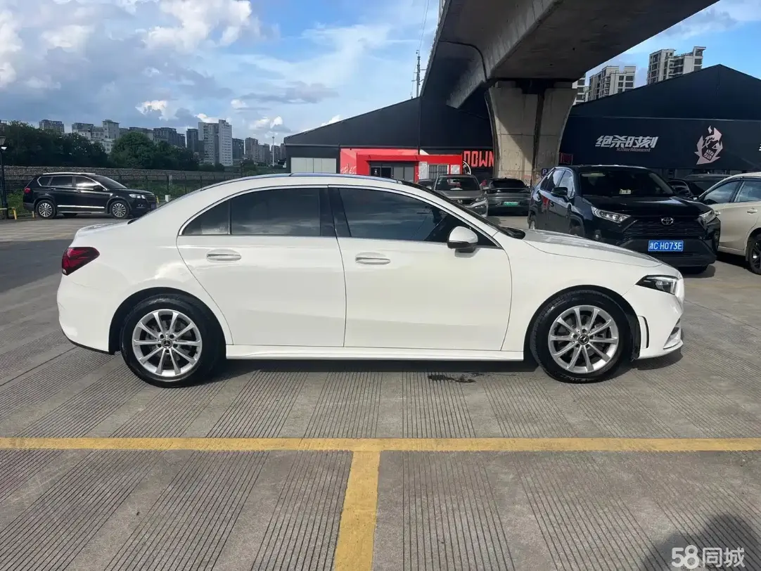 Mercedes-Benz A Class 2019 car image #4
