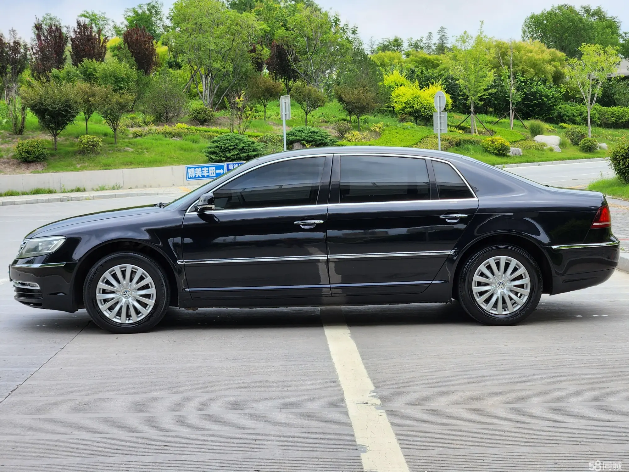 Volkswagen Pheaton 2013 immagine di auto #4