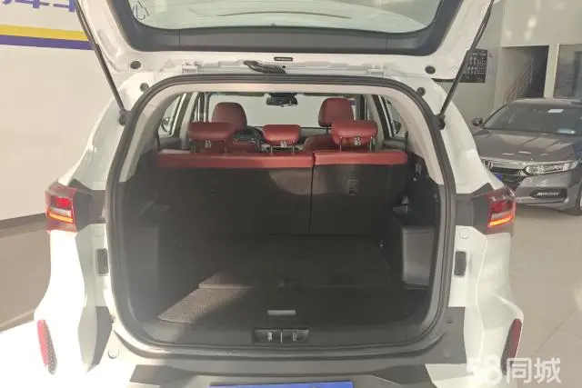 Jetour X70 2025 #4 Jetour X70 2025 car image #4