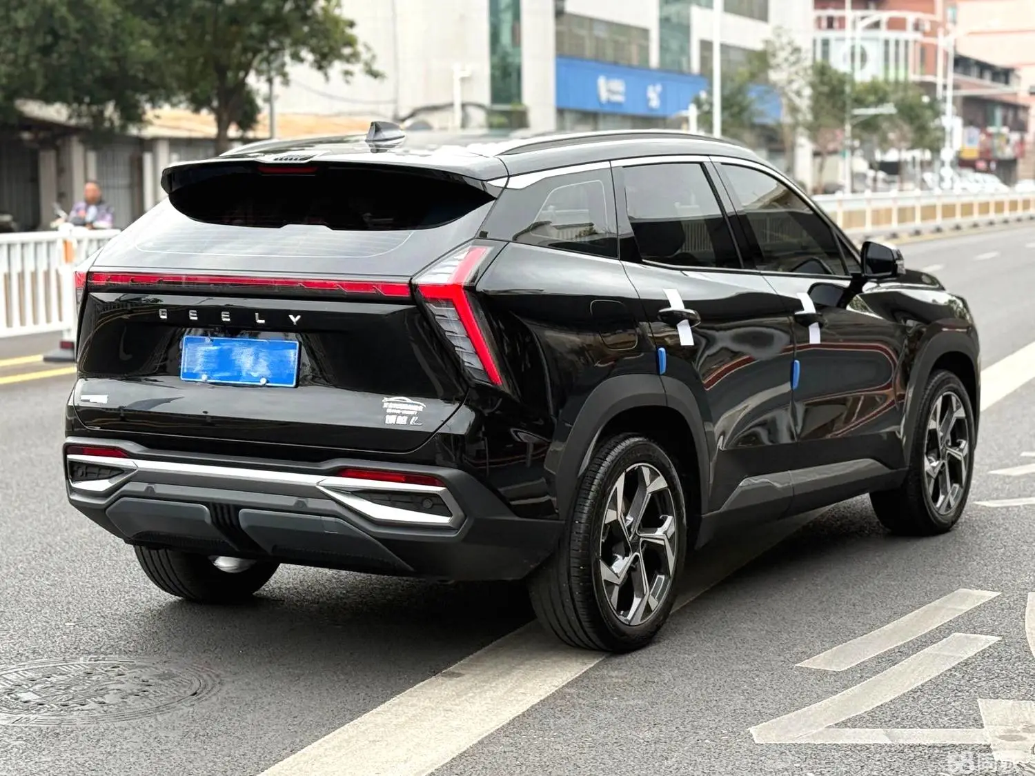 GEELY Boyue L 2024 #4 GEELY Boyue L 2024 car image #4