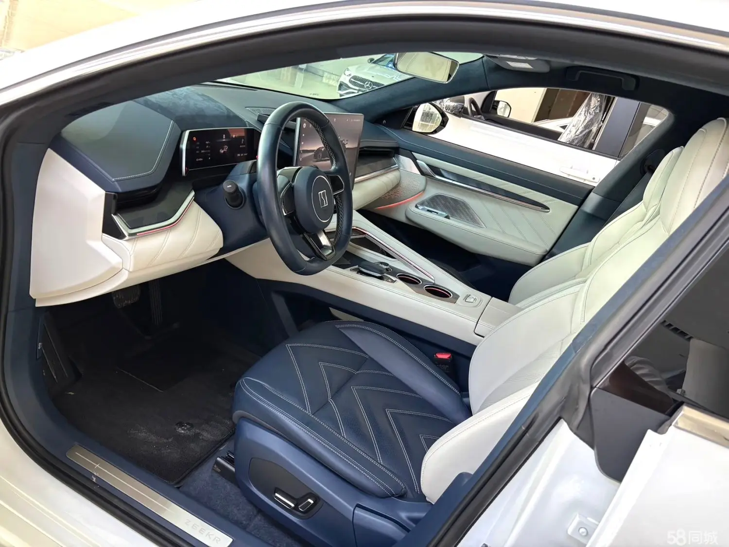 极氪 极氪001 2023 汽车图片 #4