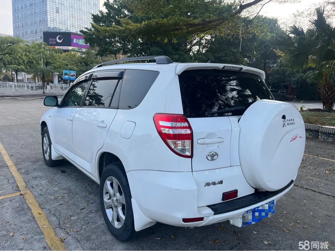 Toyota RAV4 2009 car image #4