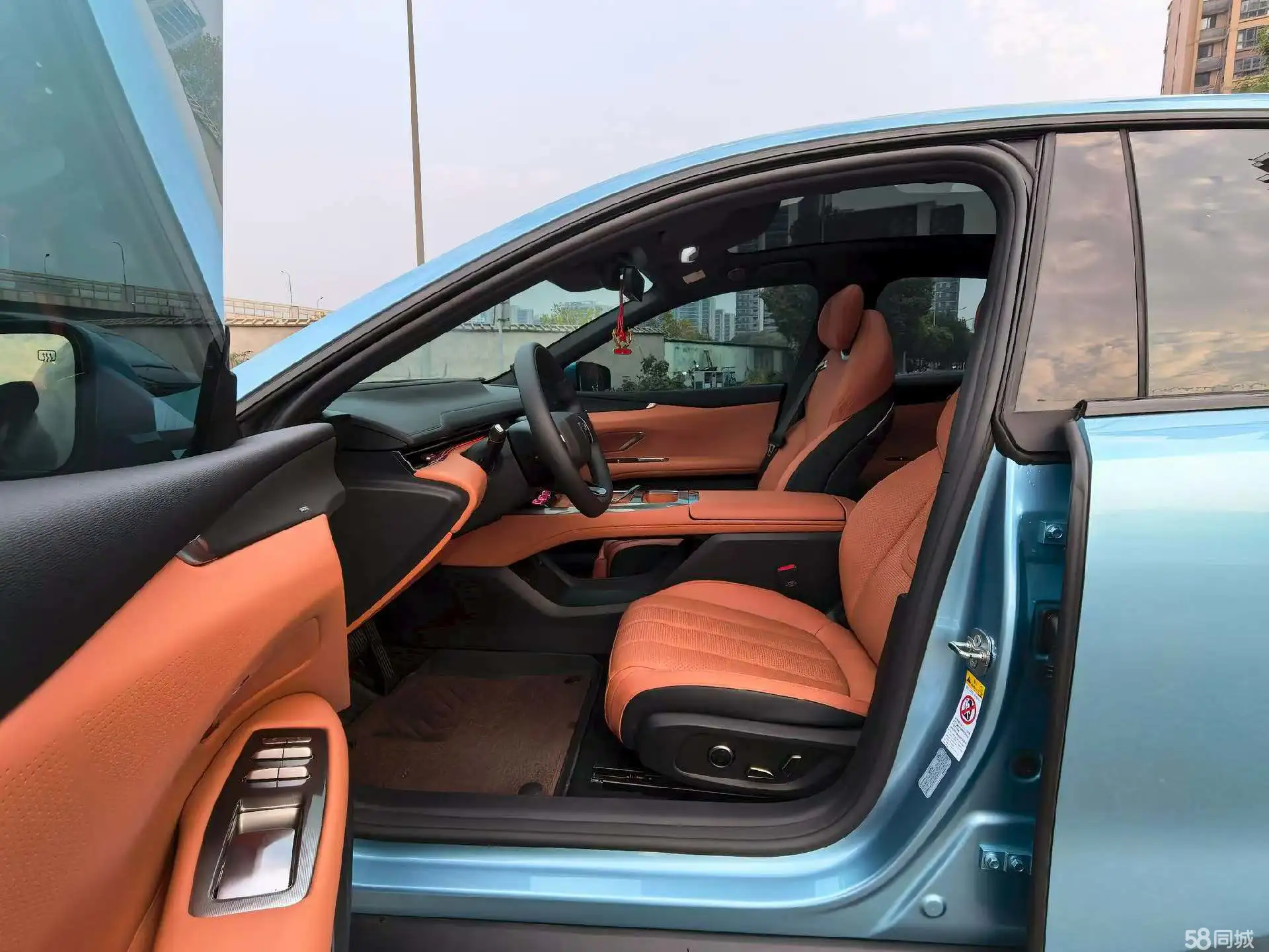 Deepal L07 2024 #4 Deepal L07 2024 immagine di auto #4