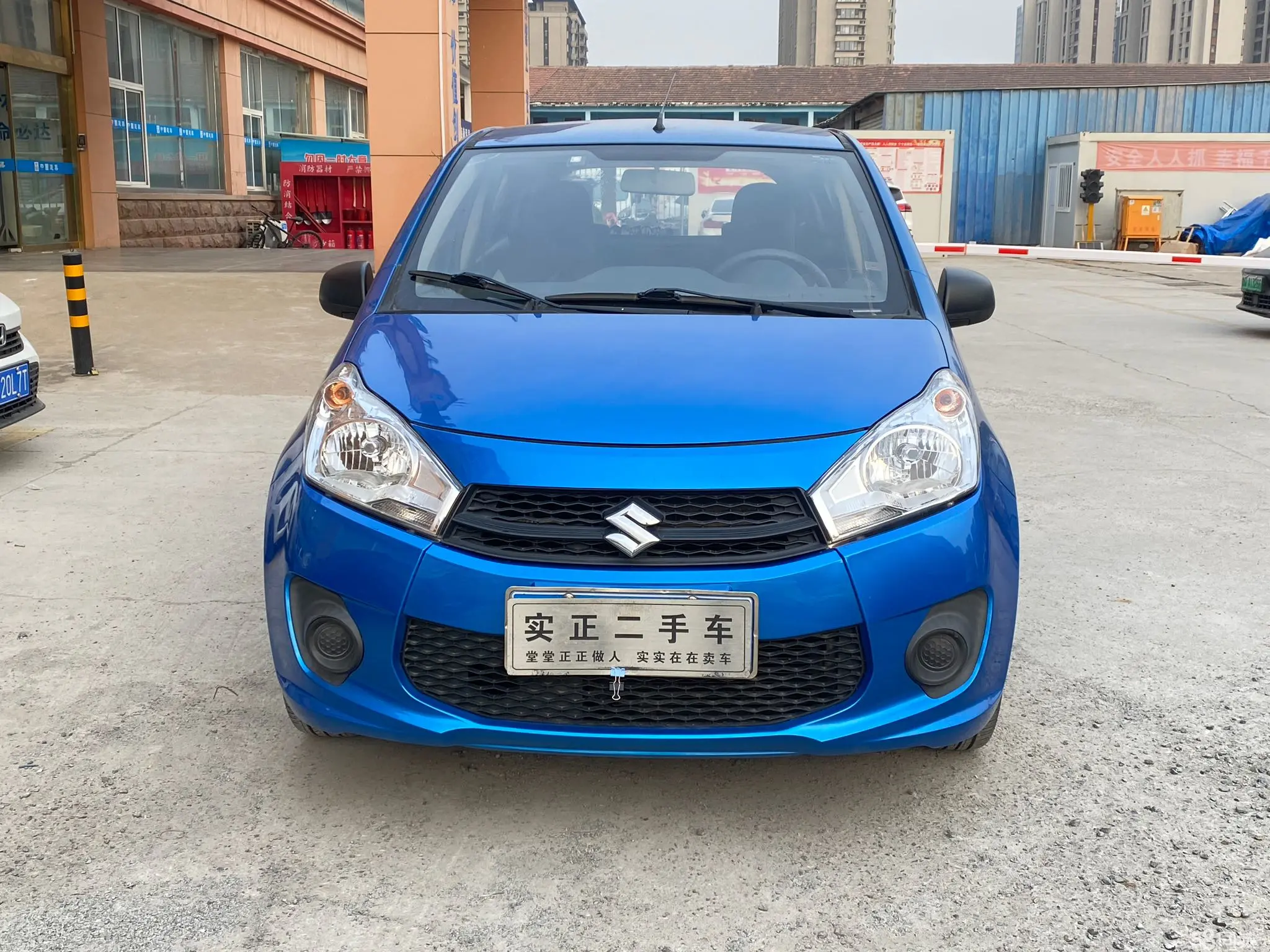 Suzuki Alto 2014 изображение автомобиля #4