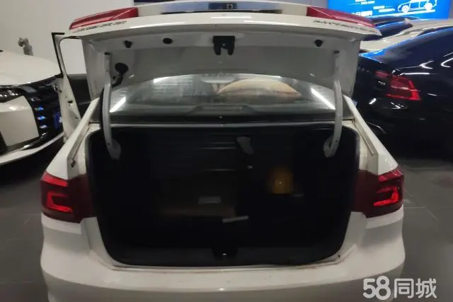 Santana 2016 #4 Santana 2016 car image #4