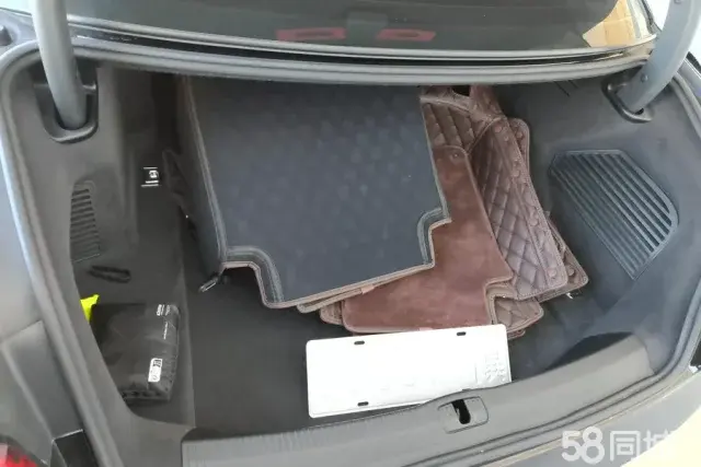 Audi A8 2024 car image #4