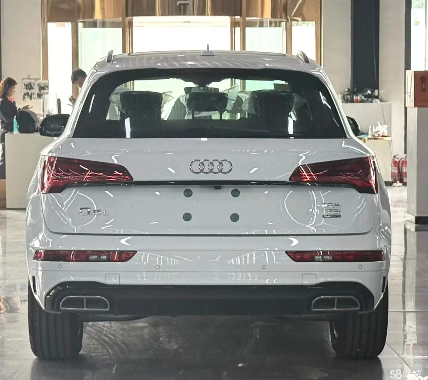 Audi Q5L 2025 #4 Audi Q5L 2025 car image #4