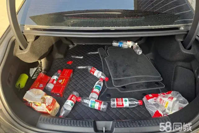 Mercedes-Benz E Class 2025 car image #4