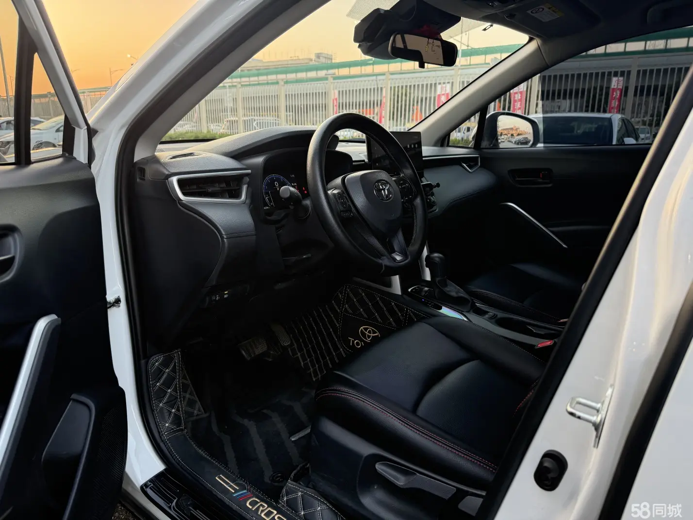 Toyota Corolla Cross 2023 immagine di auto #4