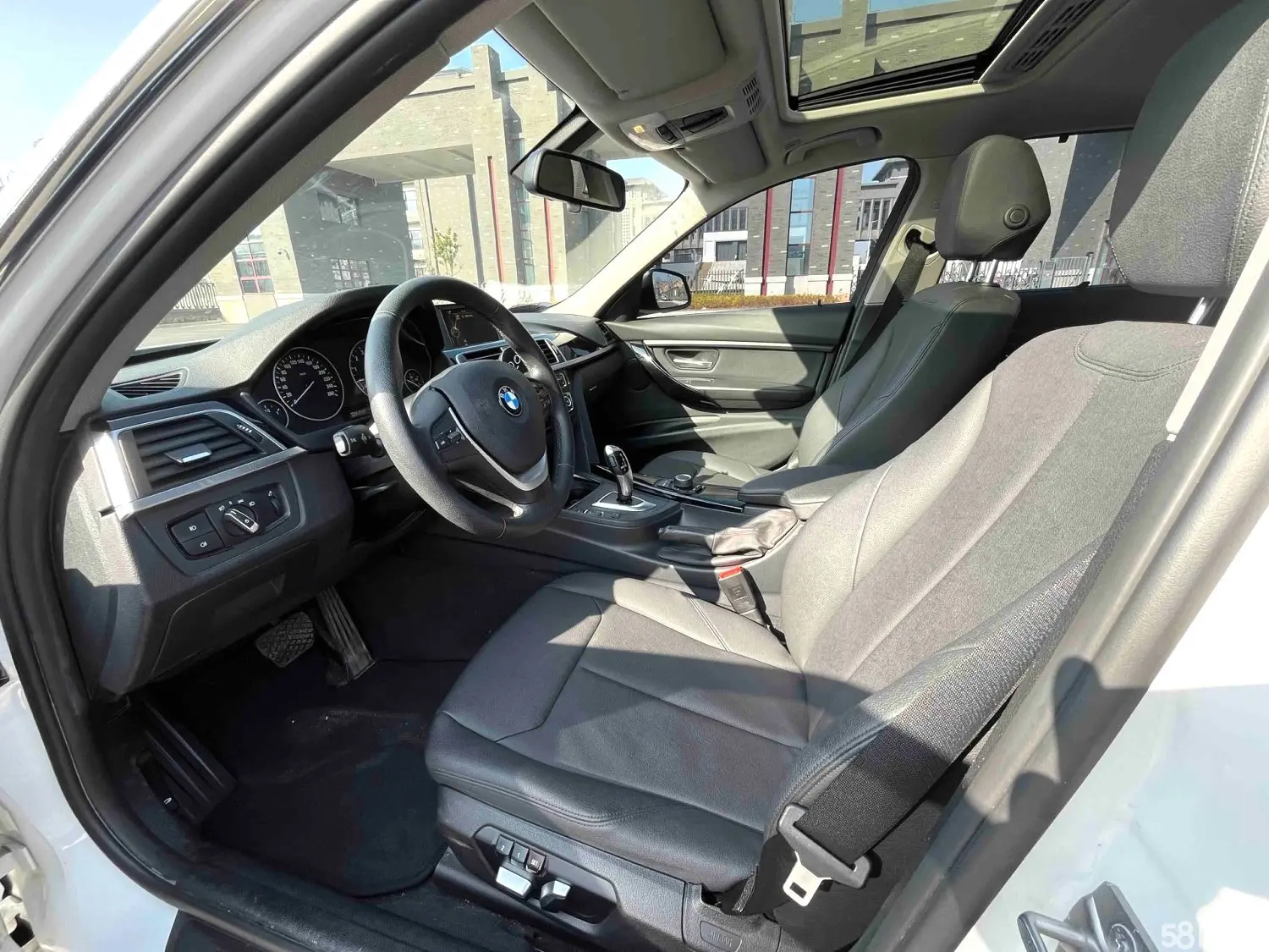 BMW 3 Series 2016 #4 BMW 3 Series 2016 car image #4